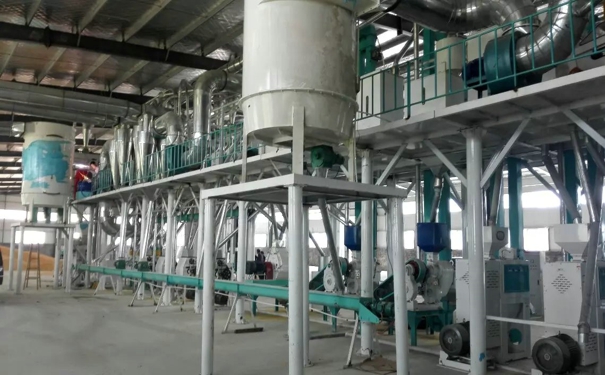 <a href=http://m.cksalon.com/product/ target=_blank class=infotextkey>玉米深加工設備</a>