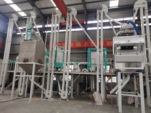 <a href=http://m.cksalon.com/product/ target=_blank class=infotextkey>玉米深加工設備</a>